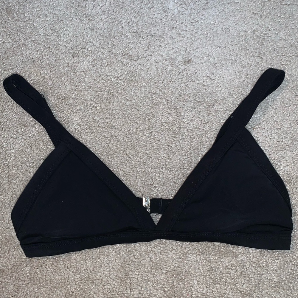 Bikini Set with High-Wasted Bottoms